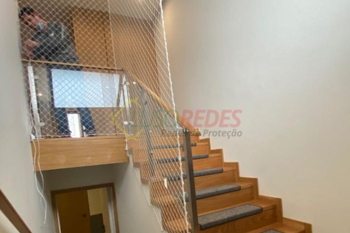 Redes de Proteção para Escadas